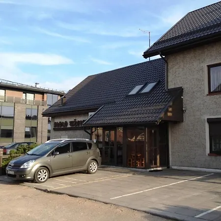 Guest house Molo Uzeiga 3*